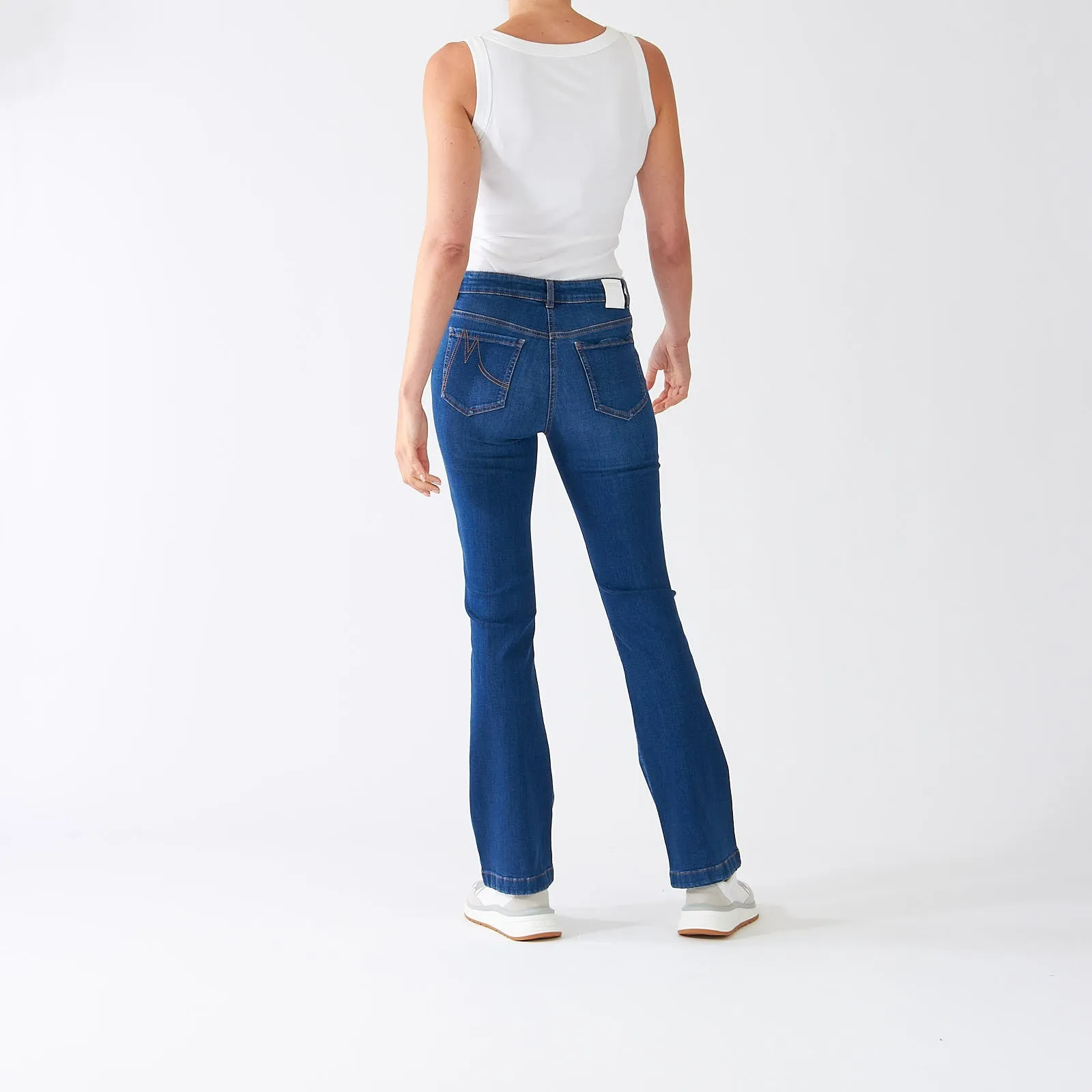 Blue Denim Faro Feminine Bootleg Jeans