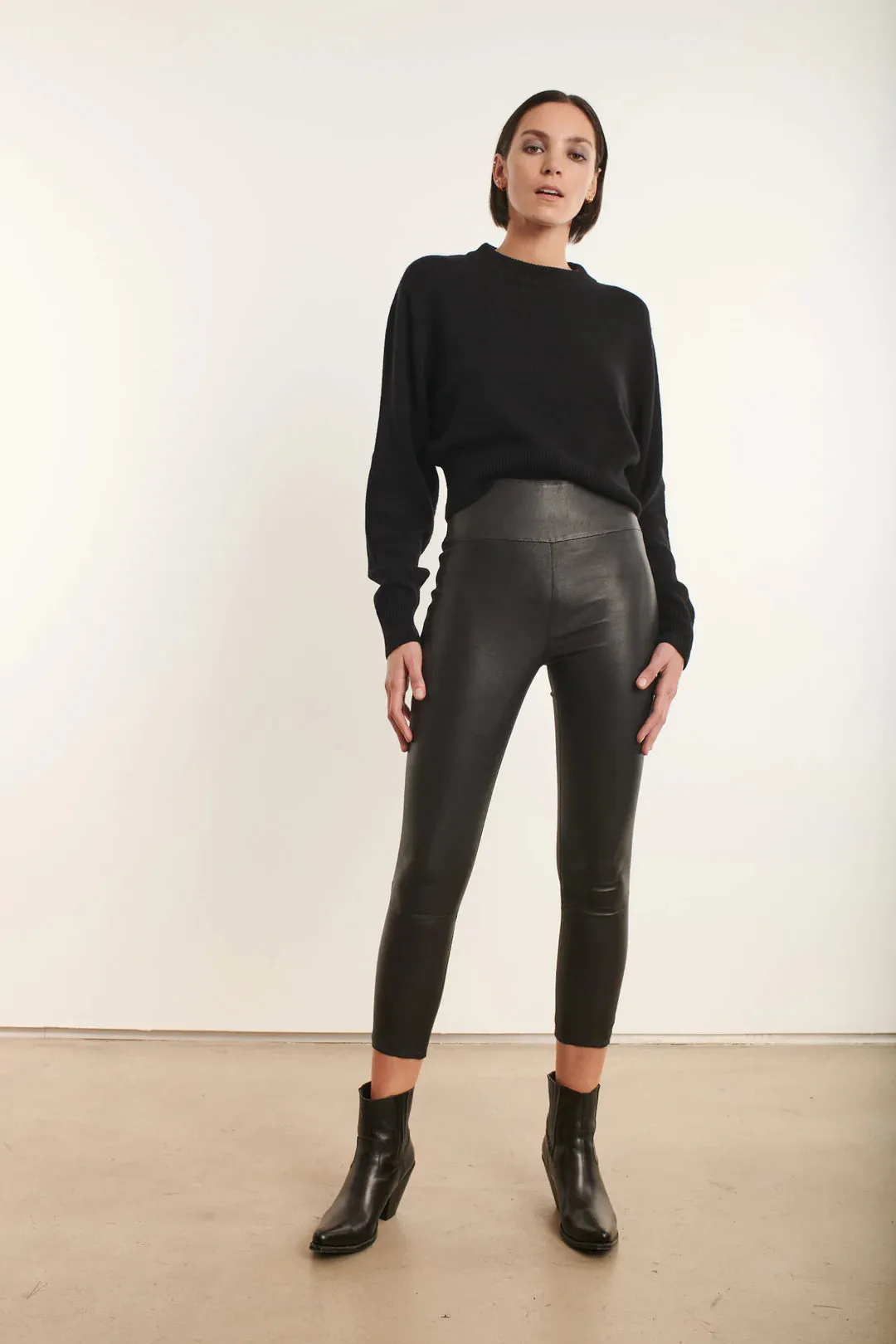 Capri Leather Legging - Black