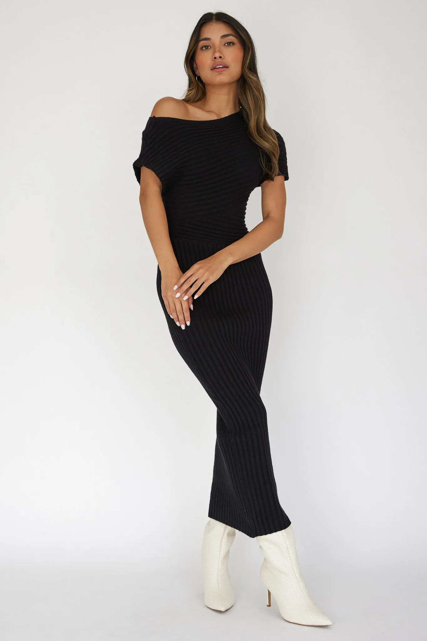 Kaelyn Asymmetric Neck Knit Maxi Dress Black