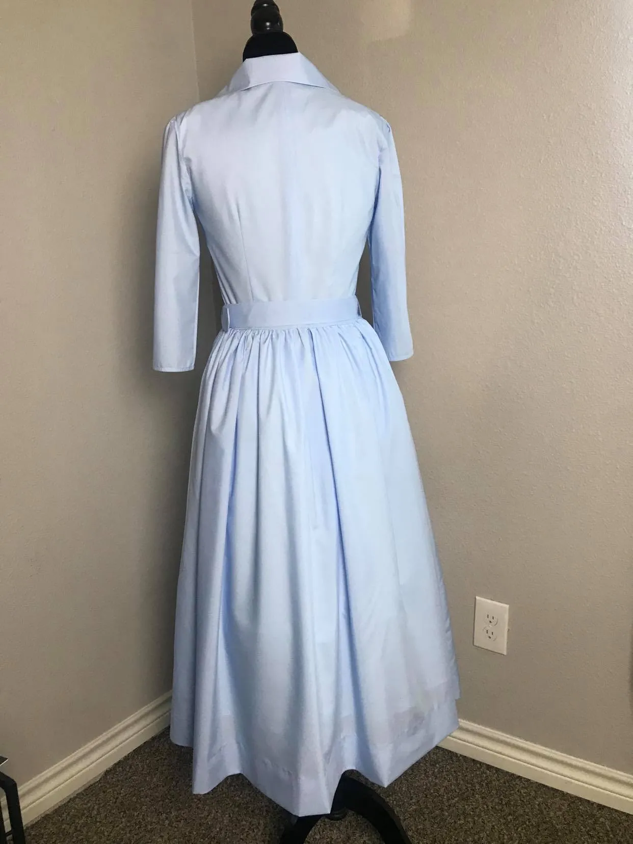 Kathy Dress in light blue linen