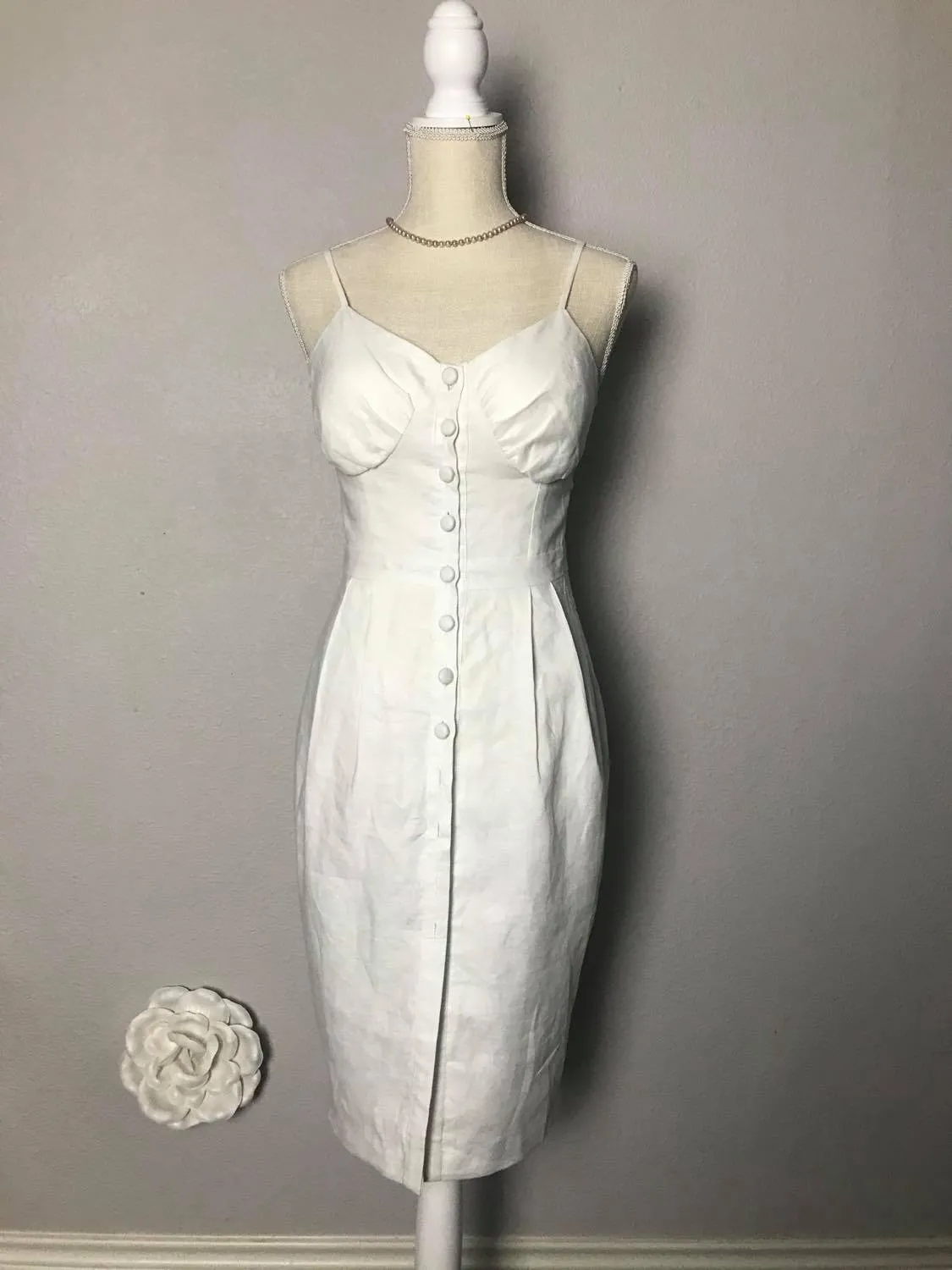 Lilian Dress in white linen