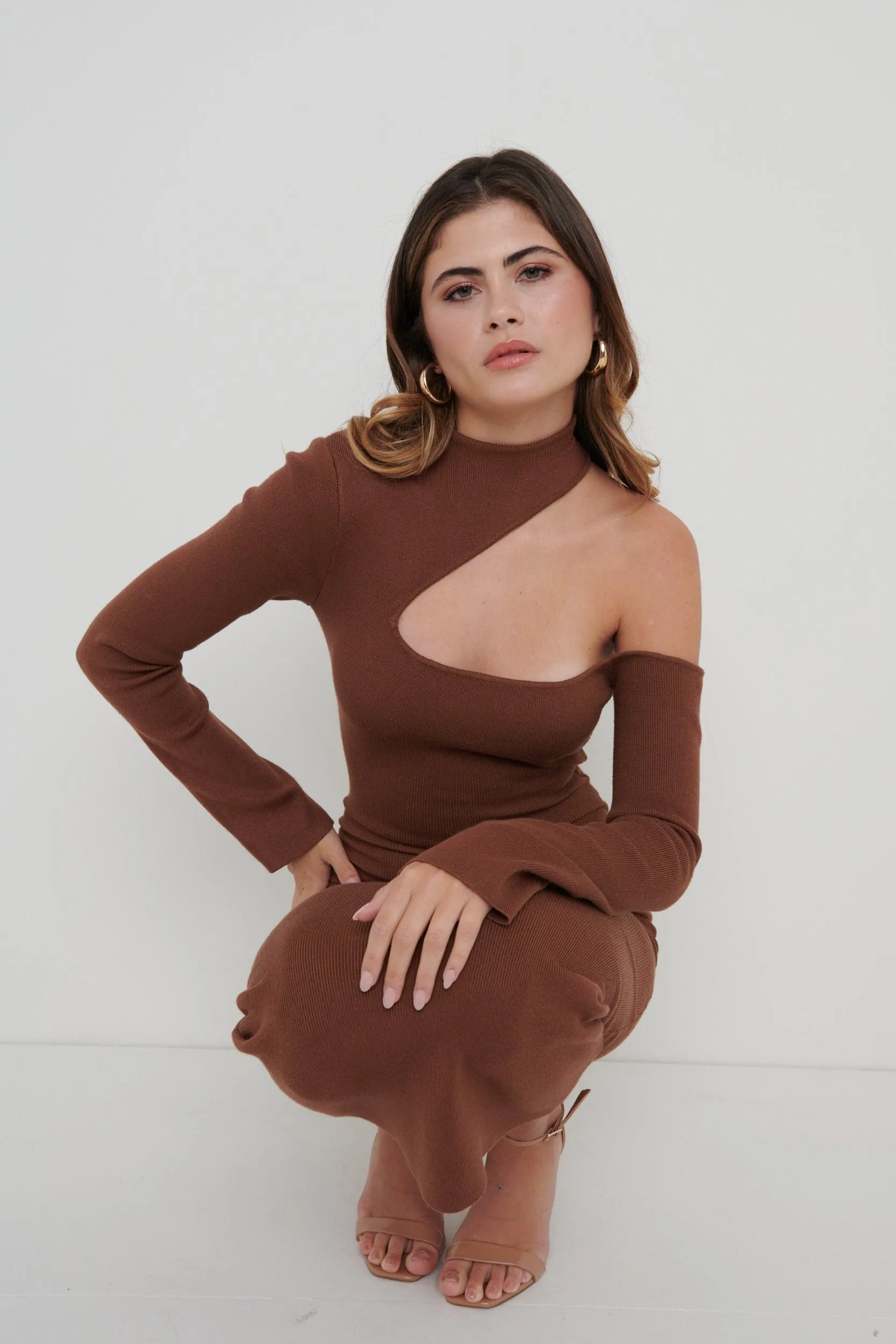 Lillian Cut Out Midaxi Knit Dress - Brown