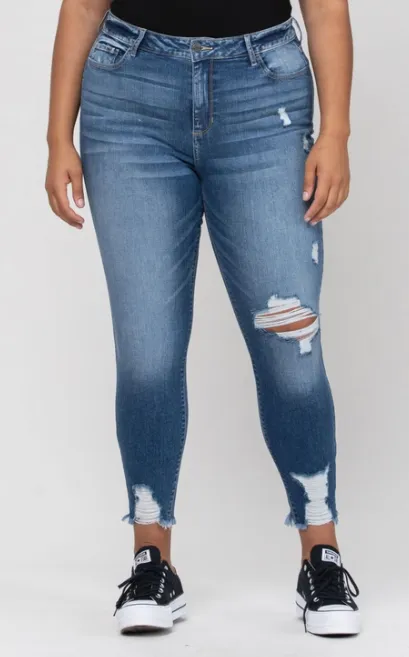 Plus Size Mid Rise Distressed Fray Hem Jeans