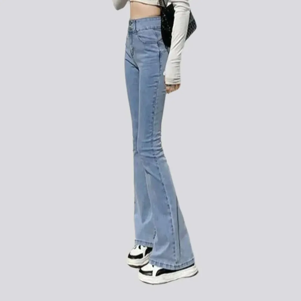 Push-up stonewashed jeans
 for women