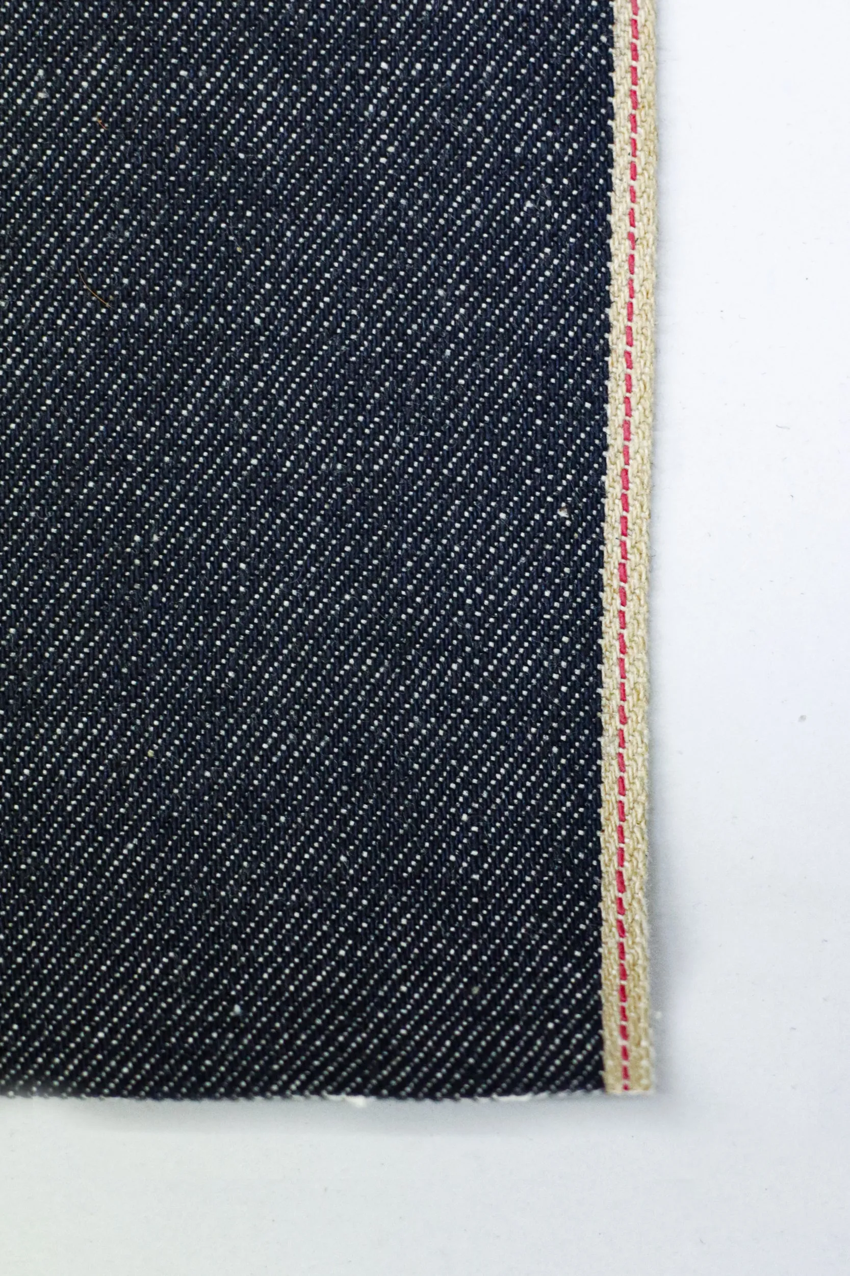 RIGID INDIGO SELVEDGE DENIM