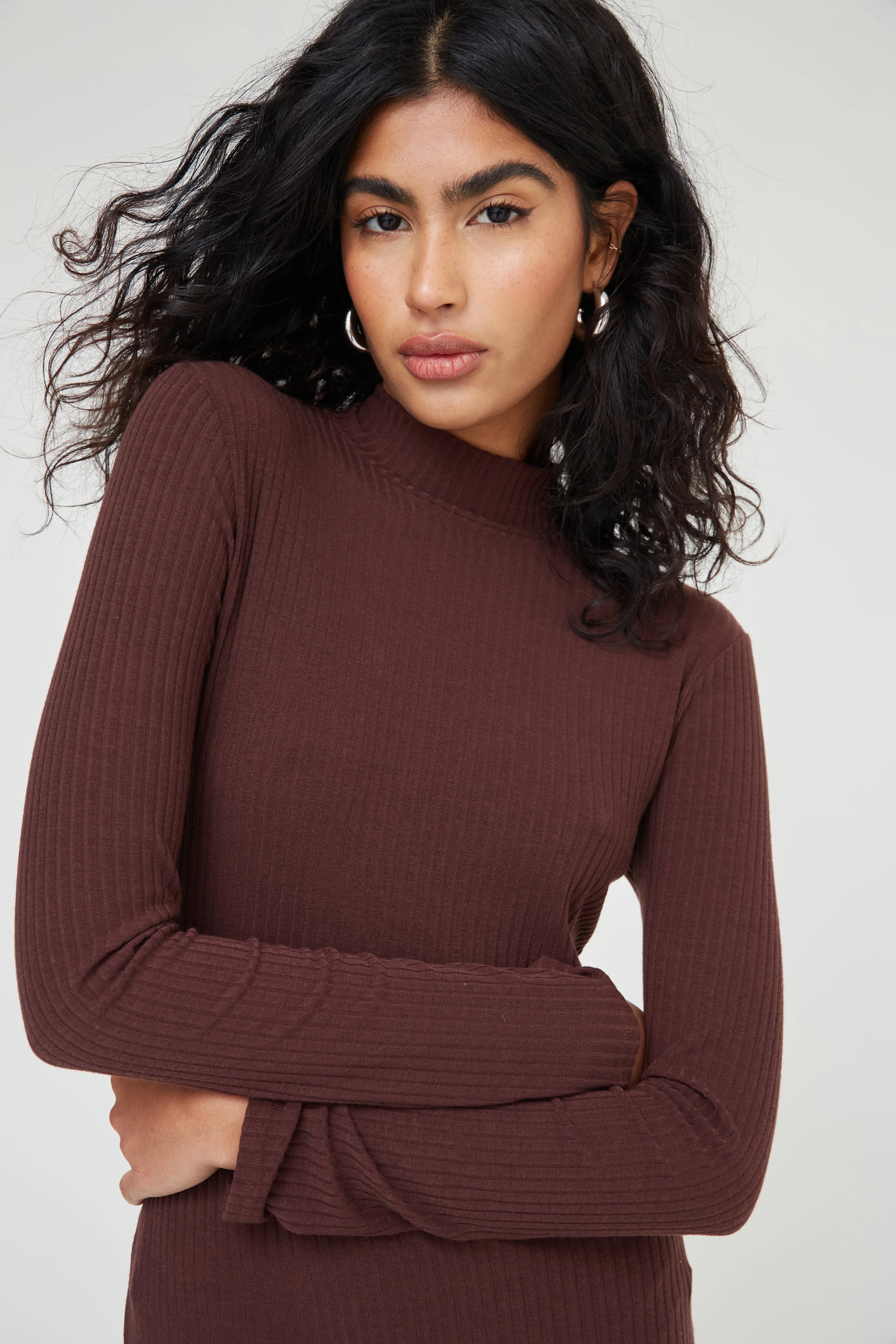 SOFT RIB ROLL NECK BASICS MIDI DRESS