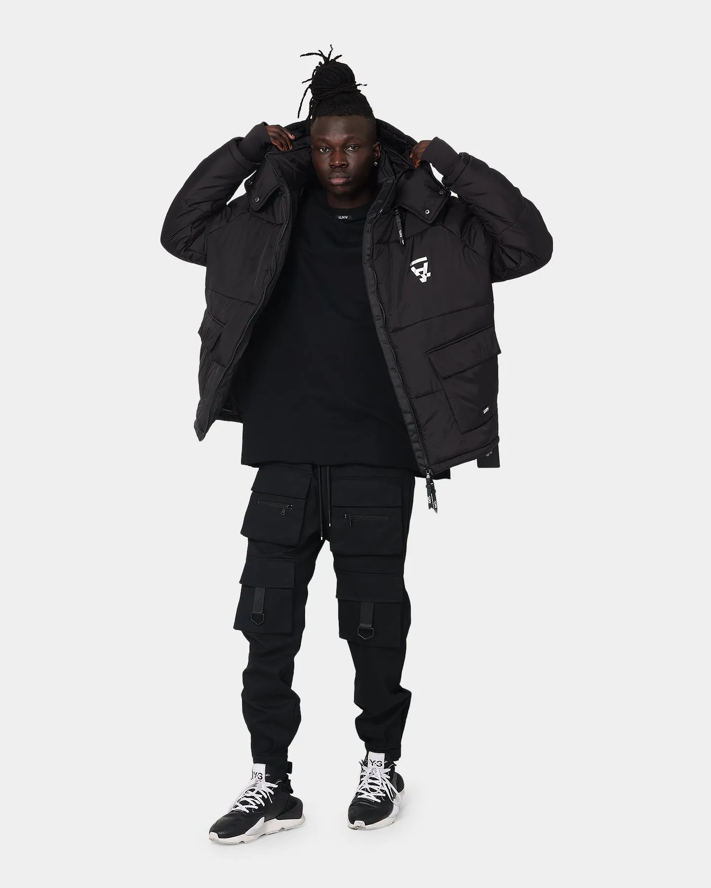 The Anti Order Jogger X Black/Black