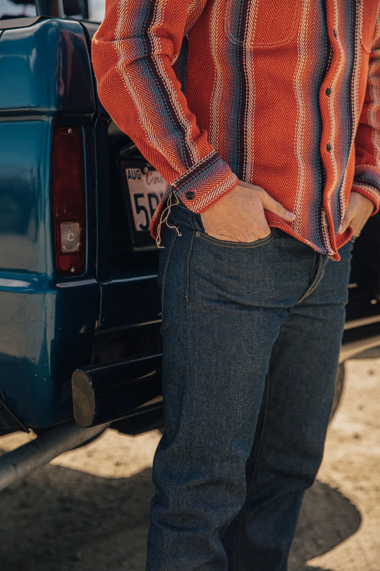 The Hammer Straight Natural Slub Indigo - Raw 12.5oz Selvedge