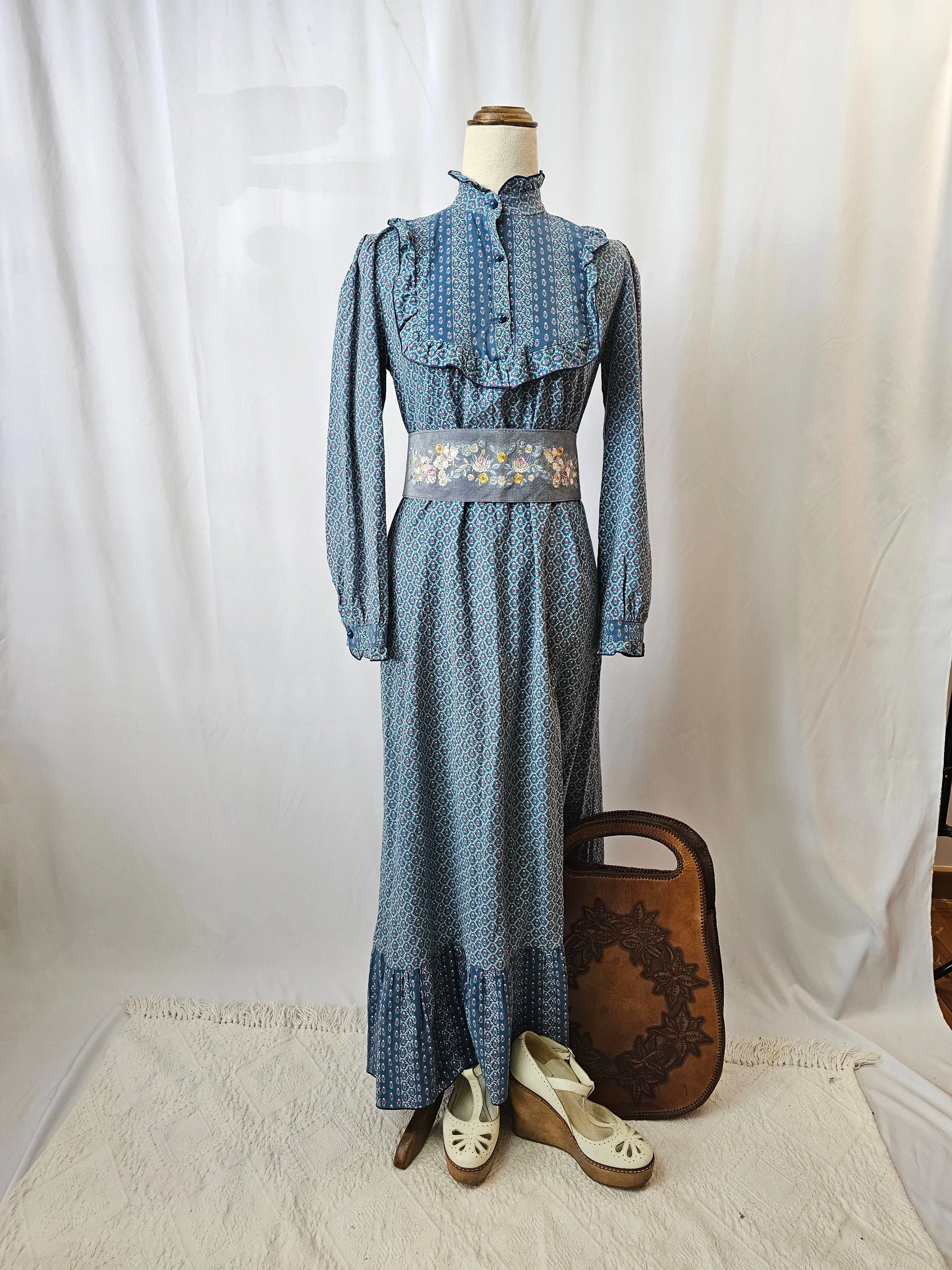 Vintage 1970s  German Indian Cotton Frilled Bodice Prairie Dress S