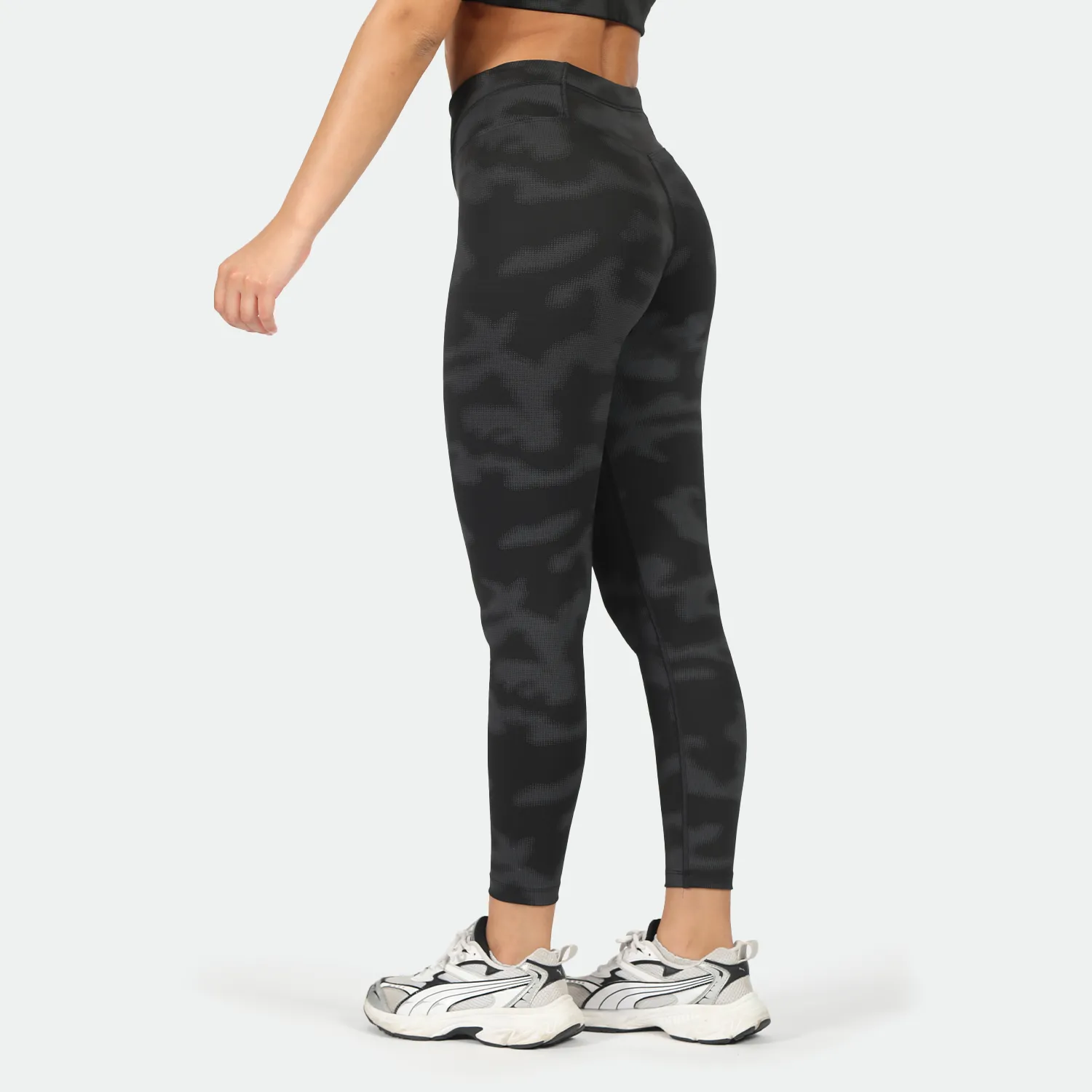 WOMEN GO-BEYOND V-CUT LEGGING (ILLUMINATED-BLACK)